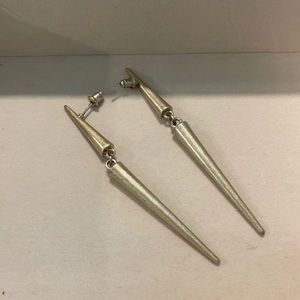 Special Gold Drop Earrings